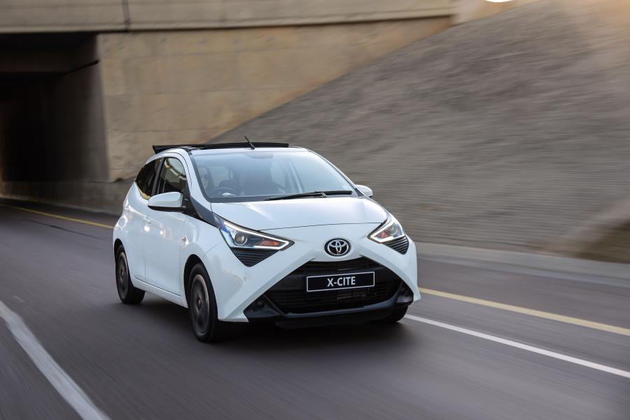  Toyota Aygo x-cite 5-Door 2018 года  (ZA) (фото 7 из 41)